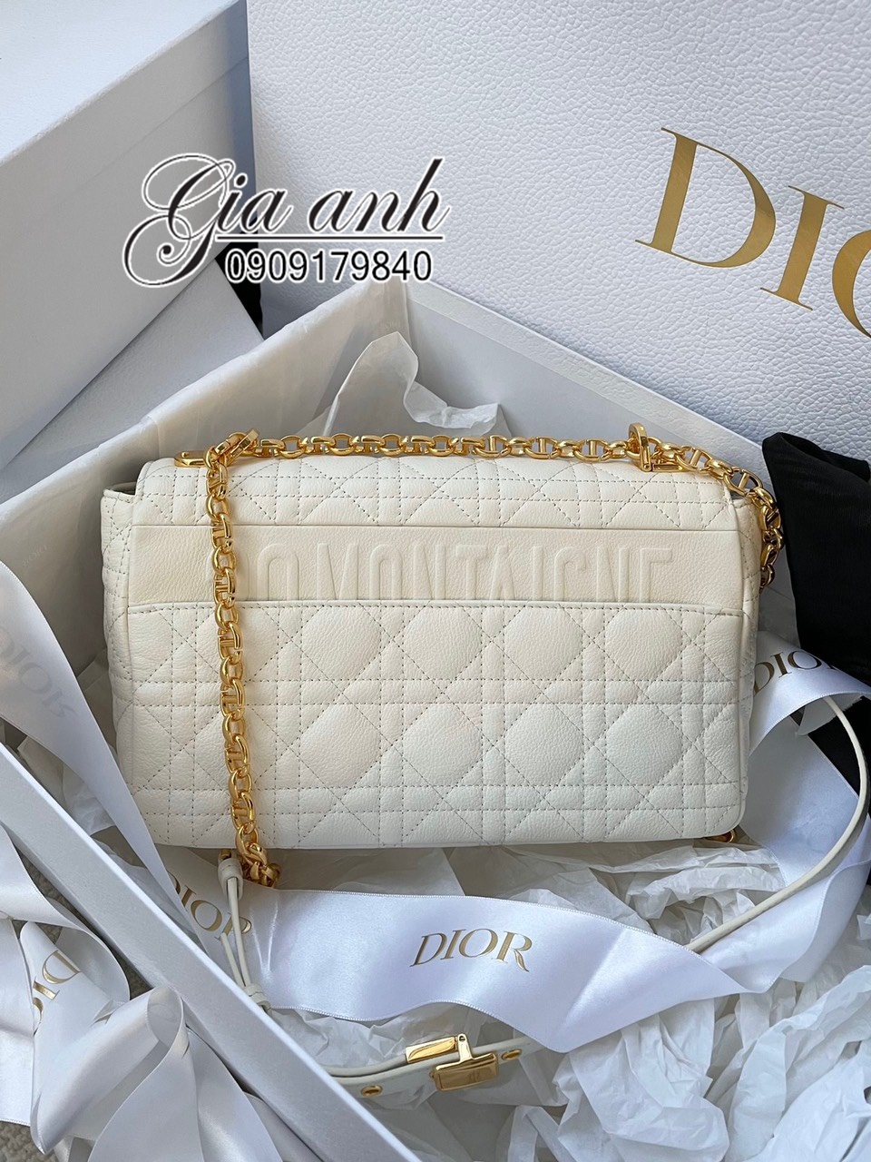 Tìm hiểu về Dior Caro  Túi Dior mùa Xuân Hè 2021  Harpers Bazaar
