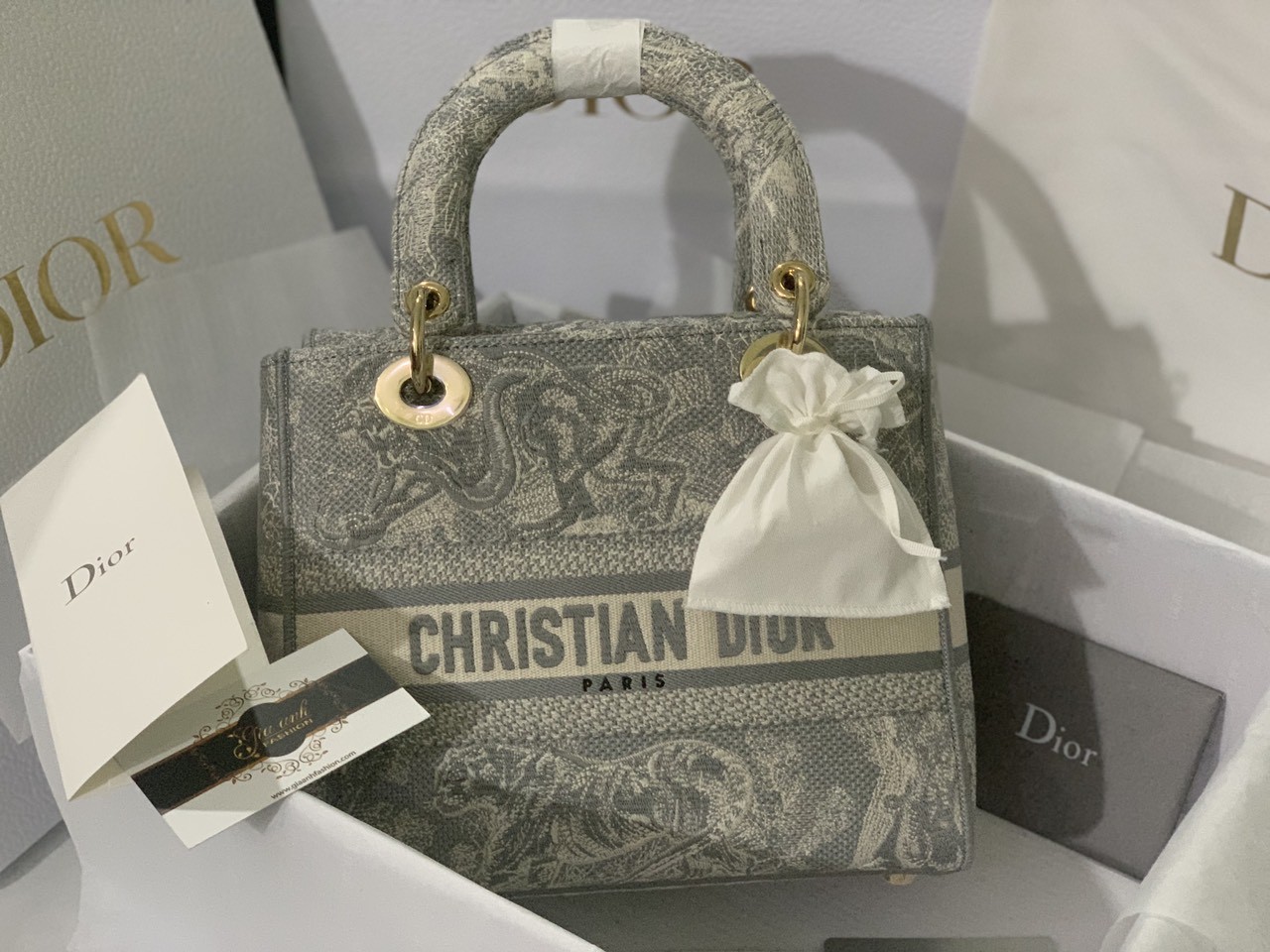 Sỉ Túi Xách Dior Siêu Cấp Vip Like Auth