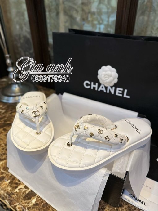 Dép Da Chanel Hè Xỏ Ngón Like Auth