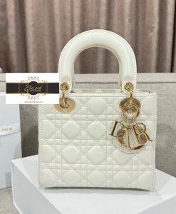 Túi Xách Dior Lady 20 cm Màu Trắng Vip Like Auth