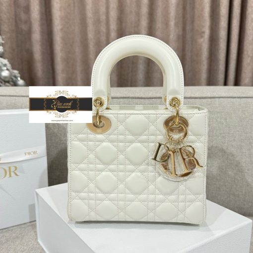 Túi Xách Dior Lady 20 cm Màu Trắng Vip Like Auth