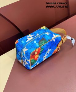 Túi LV Locker Dopp Kit Họa Tiết Biển Mùa hè 02