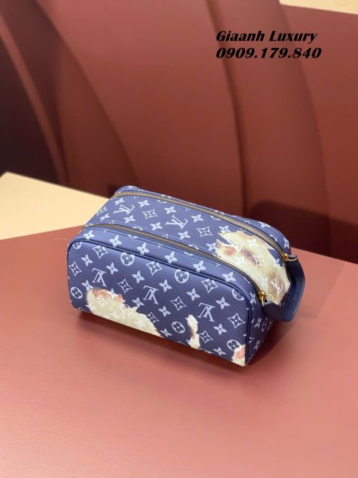 Túi Nam Cầm Tay Louis Vuitton locker dopp kit Vip