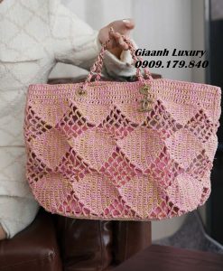 Túi Xách Chanel Cói Đi Biển Coco Màu Hồng size 54 cm