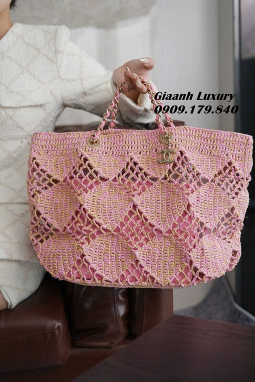 Túi Xách Chanel Cói Đi Biển Coco Màu Hồng size 54 cm