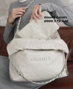 Túi Xách Chanel 22 Da Bê Hàng Hiệu Màu Trắng Kem 02