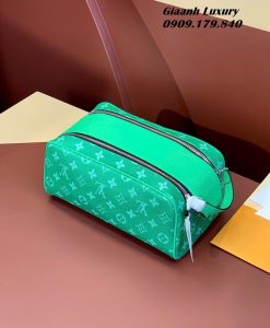 Túi LV Locker Dopp Kit Siêu Cấp Xanh Lá 01