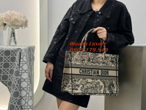 Shop Túi Xách Dior Book Tote Siêu Cấp họa tiết Báo Xám 03