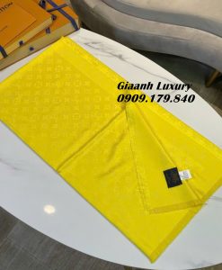 Khăn Lụa LV Vuông Like Auth Màu Vàng M76229