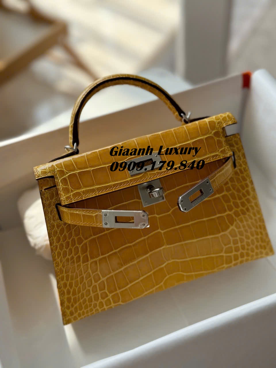 Những Màu Túi Xách Hermes Kelly Da Cá Sấu Vip màu vàng 01