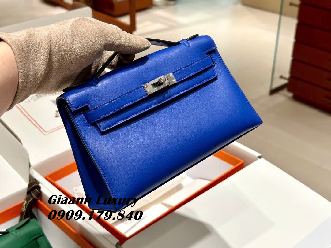 Những Màu Túi Xách Hermes Kelly Pochette màu Xanh Dương Blue