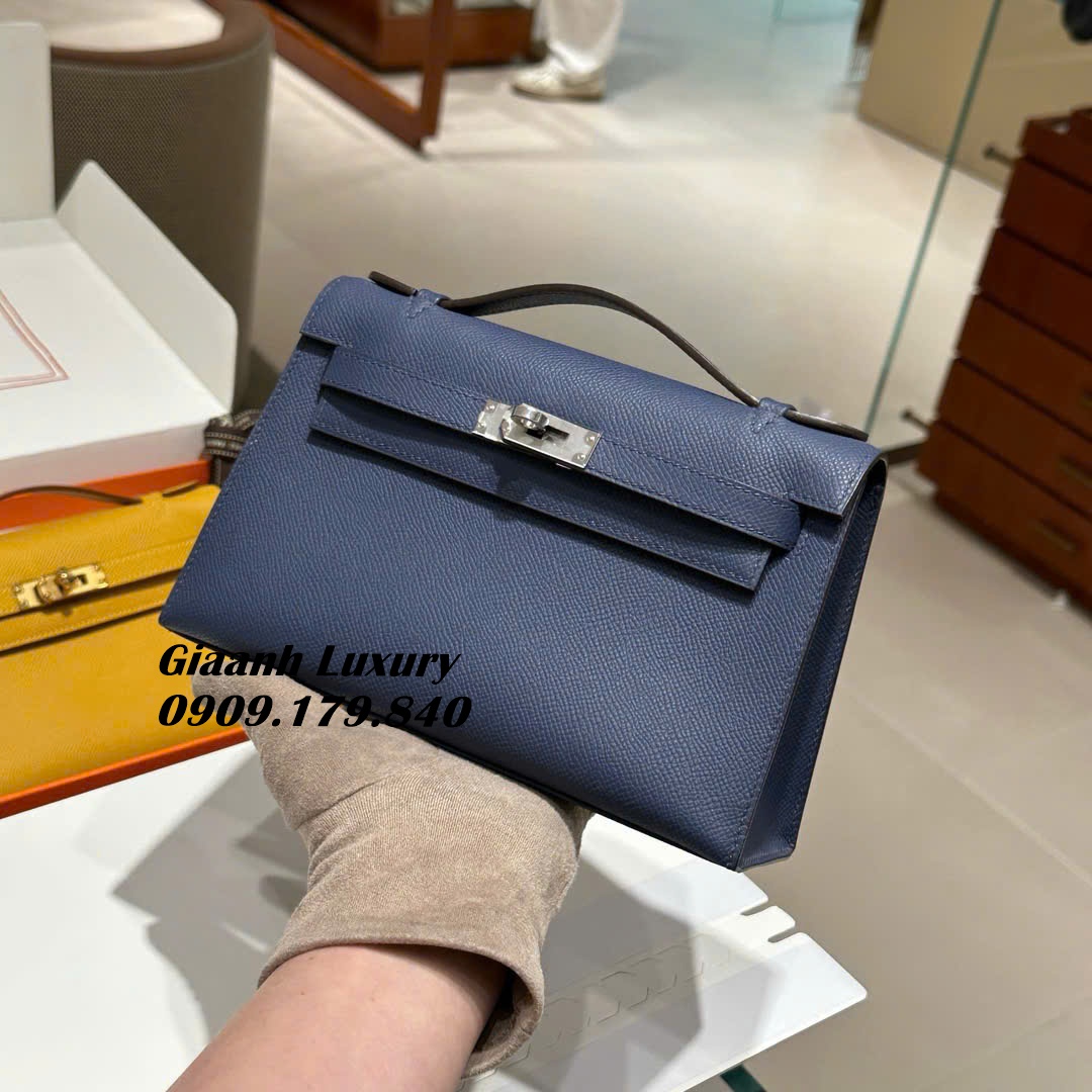 Những Màu Túi Xách Hermes Kelly Pochette Luxury màu xanh 