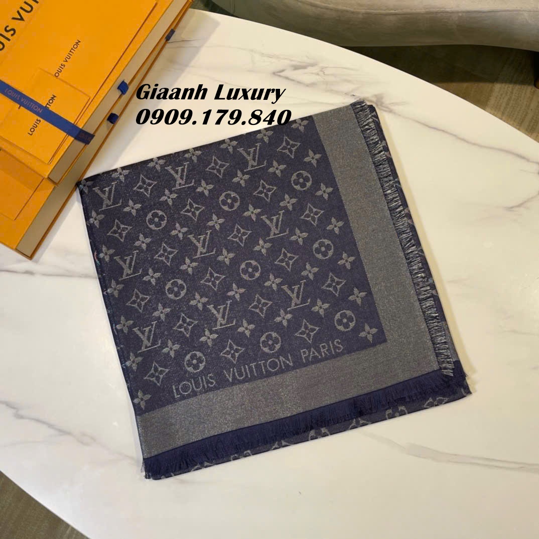 Những Màu Khăn Louis Vuitton Được Yêu Thích Nhất Hiện Nay 01