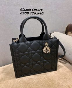 Túi Xách Dior Tote Da Bê Nhập Khẩu Vip Màu đen 04