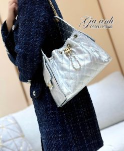 Túi Xách Chanel Hobo size Small Màu Bạc 02