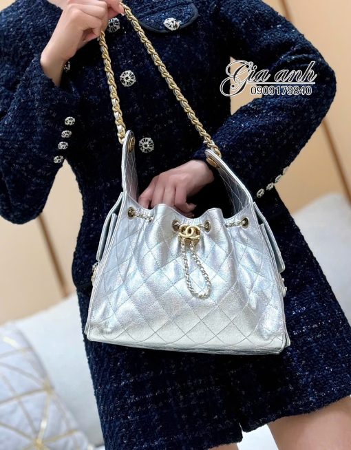 Túi Xách Chanel Hobo size Small Màu Bạc 03