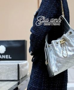 Túi Xách Chanel Hobo size Small Màu Bạc 05